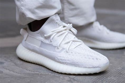 hoe veilig adidas yeezy op marktplaats kopen|authentic Yeezy websites.